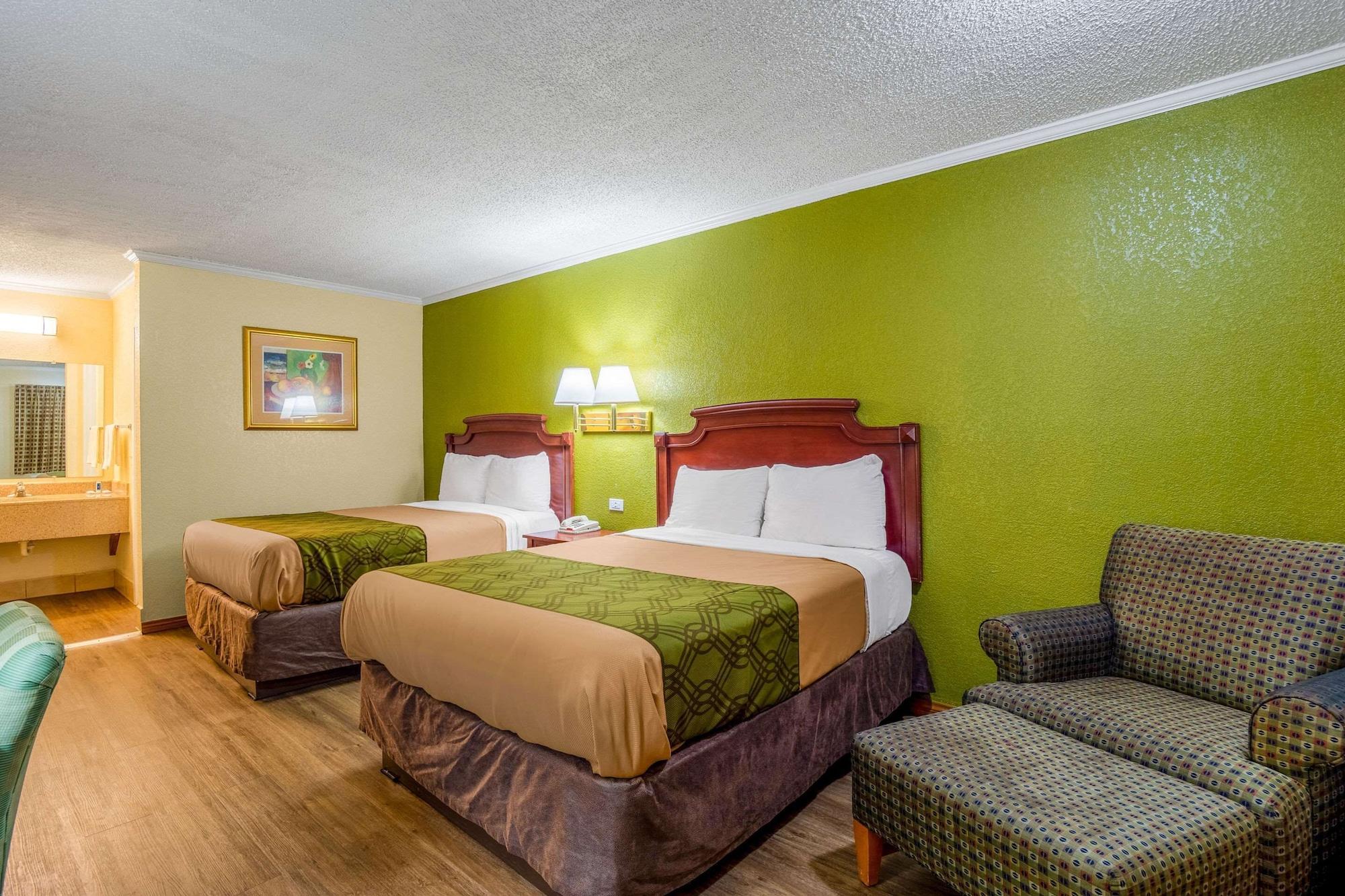 Rodeway Inn & Suites Fort Jackson Columbia Kültér fotó