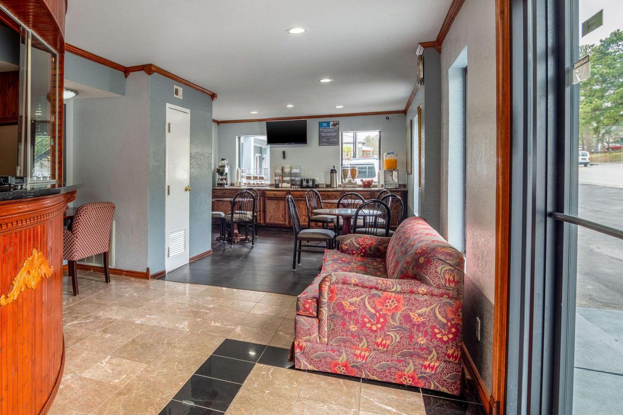 Rodeway Inn & Suites Fort Jackson Columbia Kültér fotó