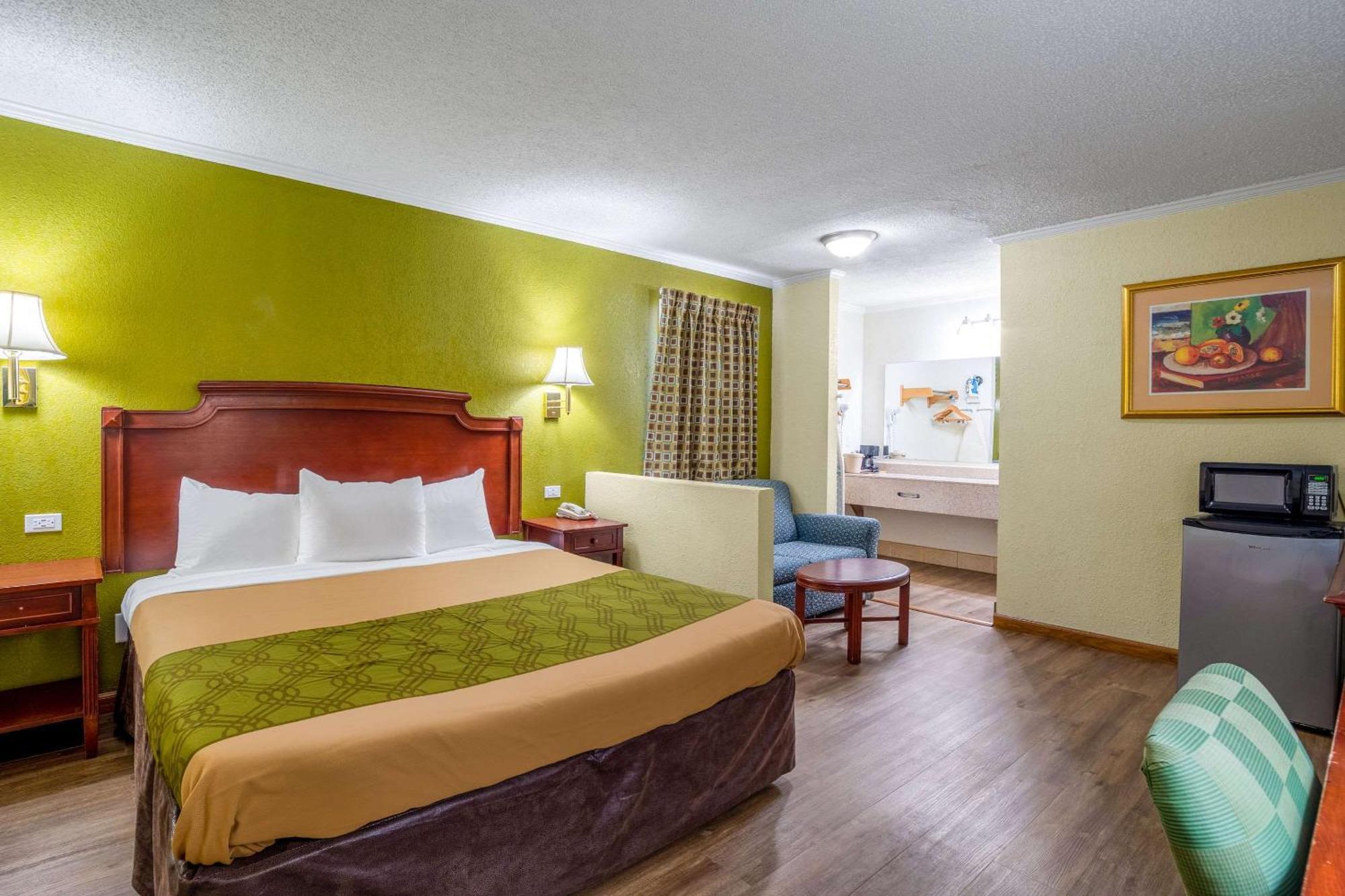 Rodeway Inn & Suites Fort Jackson Columbia Kültér fotó